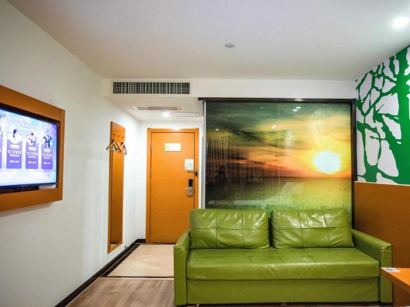 Vatica Shangdong Zaozhuang Tengzhou Railway Station Hotel Extérieur photo